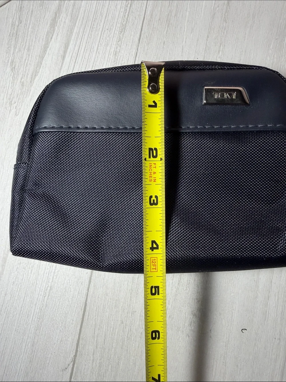 TUMI For Delta Travel Toiletry Bag Case Set Navy Blue Nylon With Eye Mask.